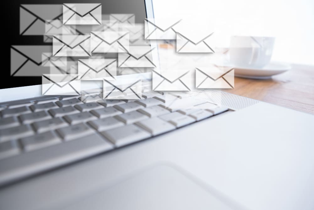 Как правильно делать email рассылку клиентам?